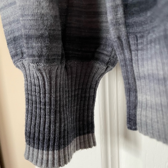 Elie Tahari Cardigan Sweater. Size small black blue grey - Picture 8 of 13